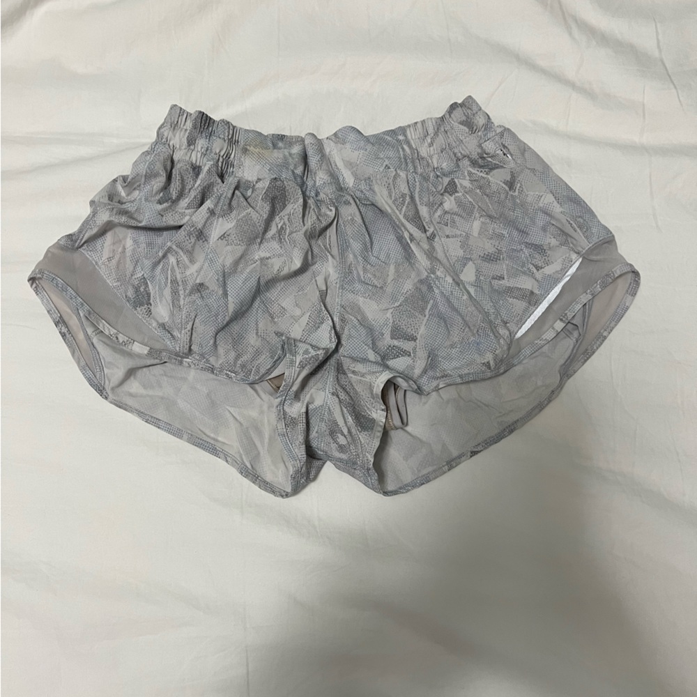 Lululemon hotty hot shorts
